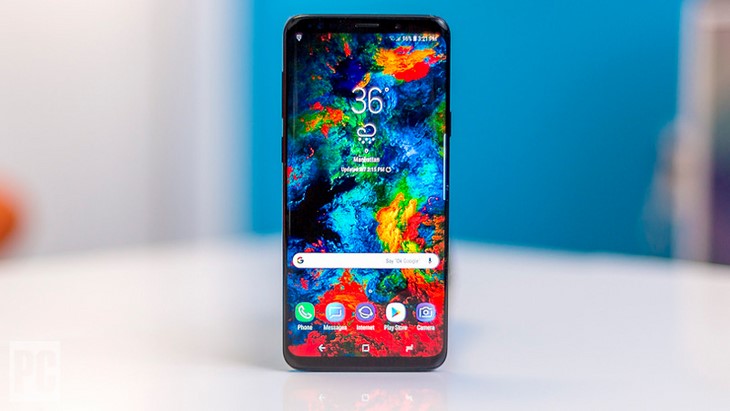 Màn hình với công nghệ Super AMOLED rực rỡ