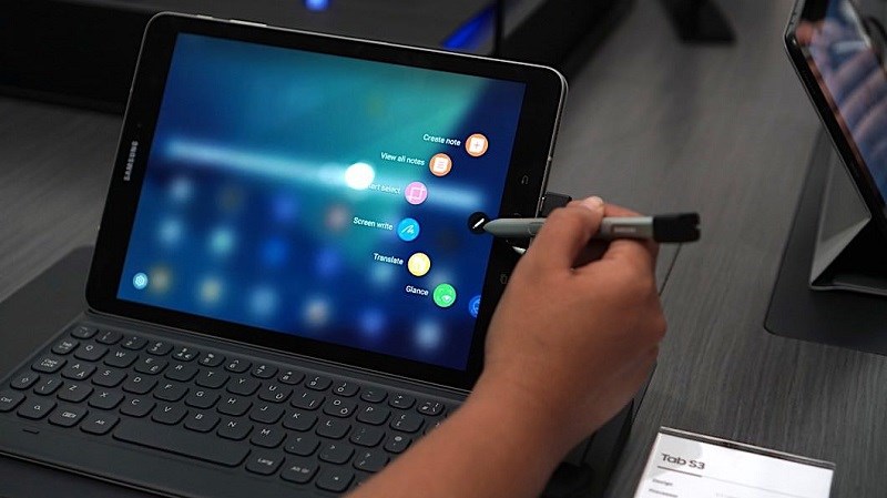 Rò rỉ cấu hình Galaxy Tab S4: Có máy quét mống mắt, hỗ trợ DeX - ảnh 1 Rò rỉ cấu hình Galaxy Tab S4: Có máy quét mống mắt, hỗ trợ DeX - ảnh 1