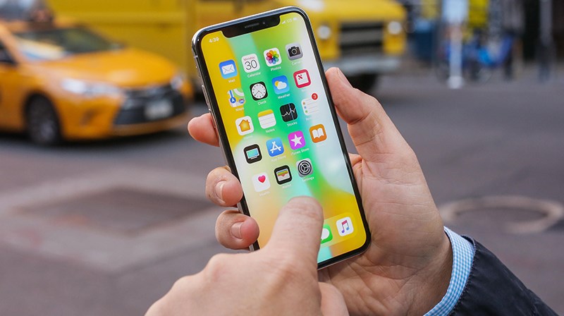 iPhone iPhone