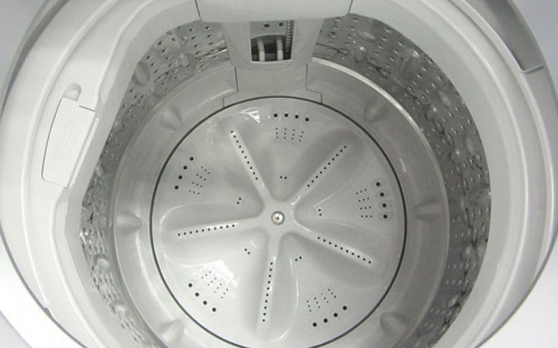Vệ sinh máy giặt cửa trên (lồng đứng)