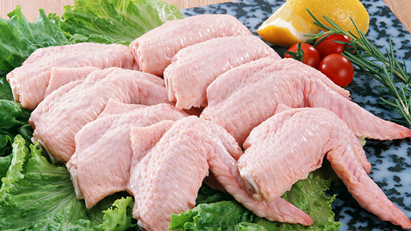 Rửa sách gà và chần qua nước sôi