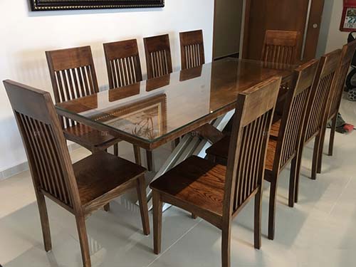 10 seater dining table size