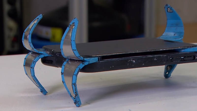 op-lung-thong-minh-bao-ve-iphone