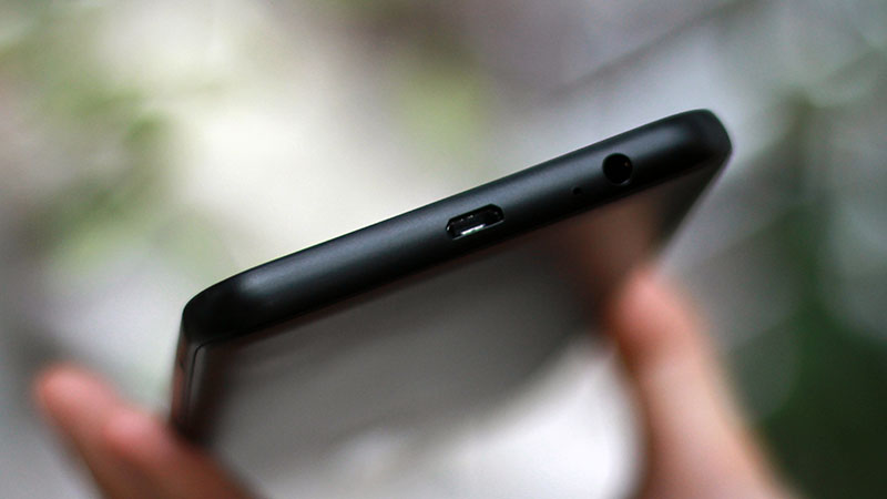 Đánh giá chi tiết Galaxy J8: Phiên bản phóng to của J6, có camera kép chụp xóa phông ảo diệu - ảnh 6 Đánh giá chi tiết Galaxy J8: Phiên bản phóng to của J6, có camera kép chụp xóa phông ảo diệu - ảnh 6