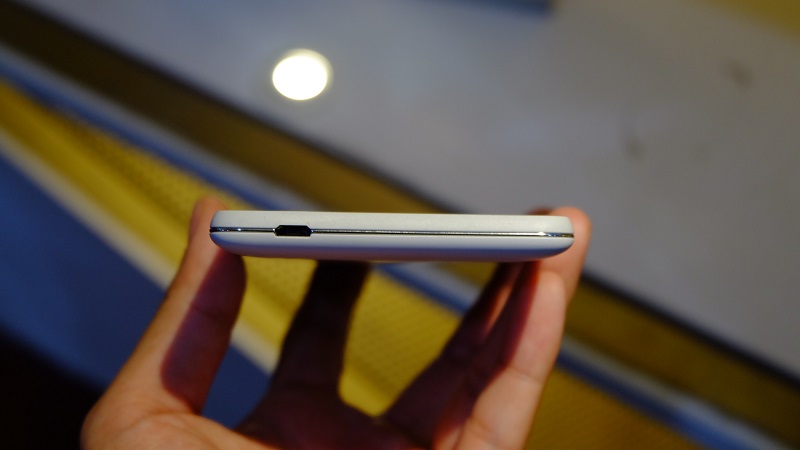 Trên tay nhanh Nokia 2.1