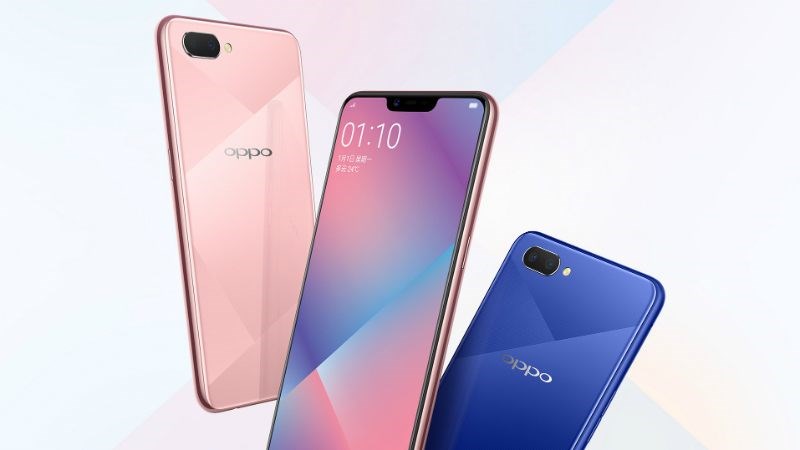 Chỉ sau vài ngày ra mắt, OPPO A5 đã có mặt trên thị trường Trung Quốc. OPPO A5 sở hữu thiết kế sang trọng với màn hình tràn viền “tai thỏ” theo xu thế. Cùng qua qua những bức ảnh về chiếc smartphone mới này nhé!