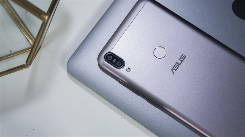 Asus ZenFone Max Pro M1 pin 5.000 mAh sắp lên kệ tại Đài Loan