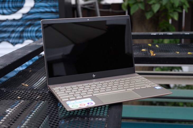 Laptop HP Envy 2018 có gì mới?