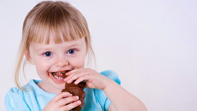 Trẻ em trên 3 tuổi có thể ăn được socola với lượng ít, vừa phải