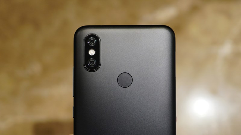 Xiaomi Mi A2 Xiaomi Mi A2