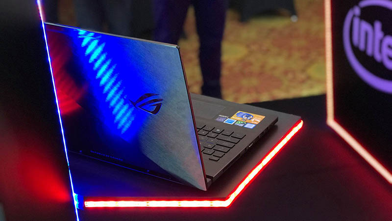 Asus ra mắt laptop gaming ROG Strix Scar II và Strix Hero II asus ra mat laptop gaming 9 800x450 - Asus ra mắt laptop gaming ROG Strix Scar II và Strix Hero II