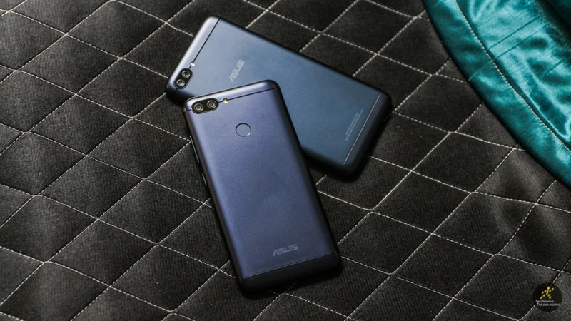 Bộ ba Zenfone vừa được điều chỉnh giá bán cực tốt, chỉ từ 2.690.000đ Bộ ba Zenfone vừa được điều chỉnh giá bán cực tốt, chỉ từ 2.690.000đ