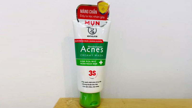 Sữa rửa mặt Acnes