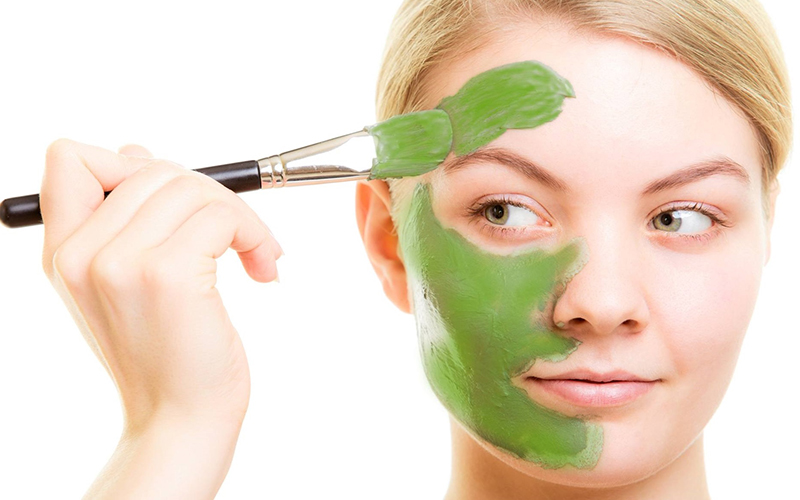 Face turning green from green tea face mask