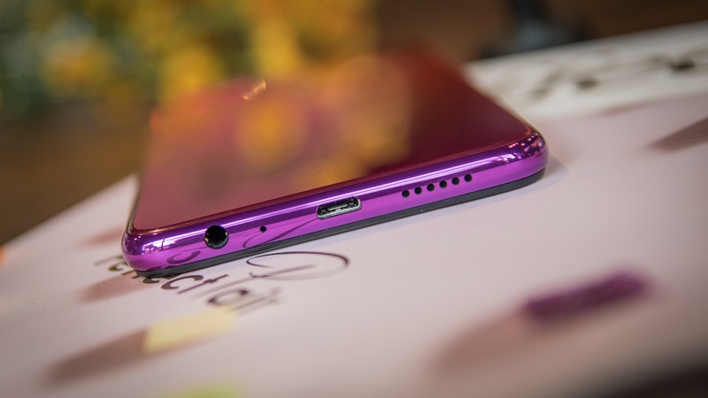 OPPO F9 OPPO F9