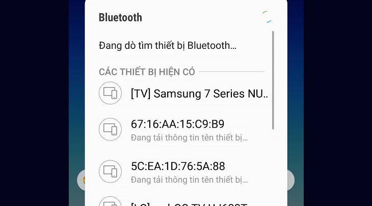 Cách phát nhạc từ điện thoại lên smart tivi Samsung 2018 qua Bluetooth > Điện thoại đang tìm kiếm