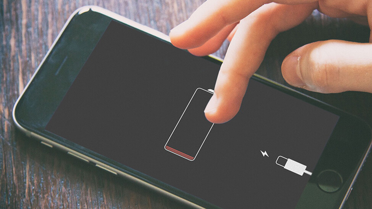 Thường xuyên để iPhone trong tình trạng pin yếu, tắt nguồn là một trong những nguyên nhân gây hại pin iPhone.