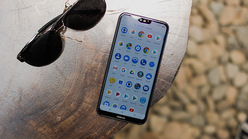 Nokia 6.1 Plus thiết kế hiển thị tai thỏ