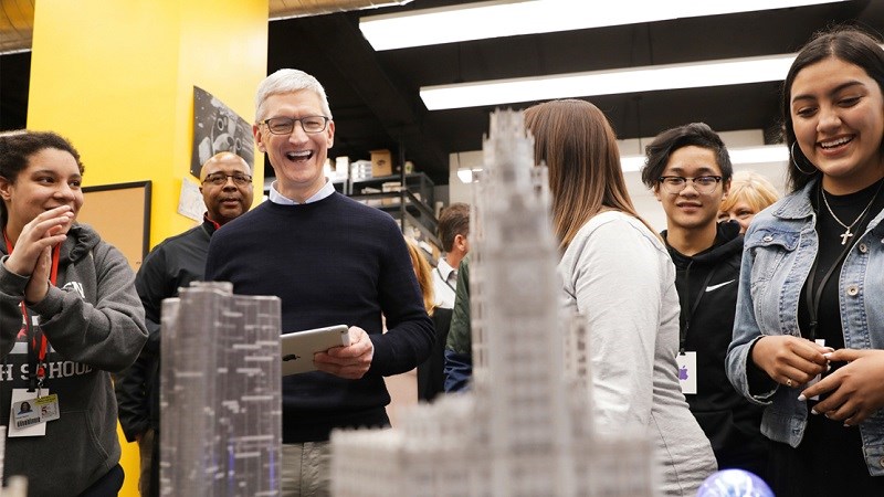 Apple và 14 công ty khác không yêu cầu nhân viên phải có bằng đại học