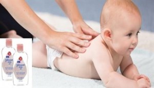 7 điều cần lưu ý khi dùng dầu massage cho bé