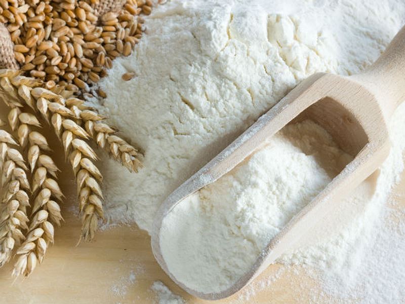 Bột mì có hàm lượng protein càng cao ( số càng cao) thì càng làm cho vỏ bánh cứng hơn