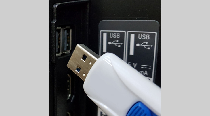 Cắm USB vào tivi Sony