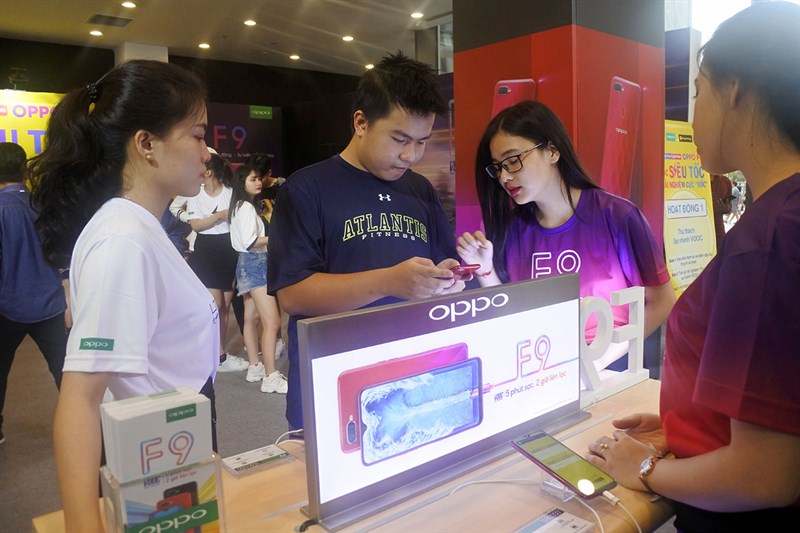 DDay OPPO F9 thế giới di động
