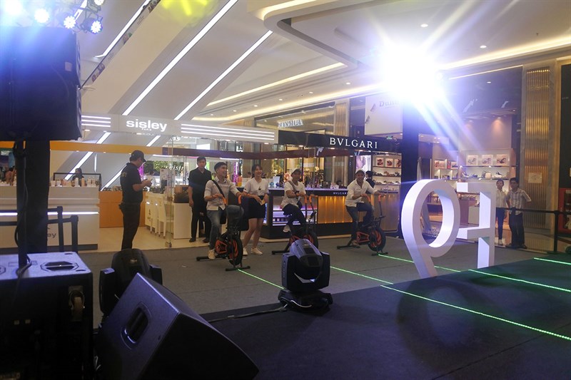 DDay OPPO F9 thế giới di động