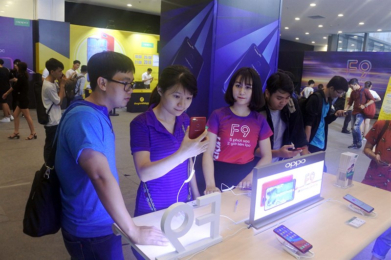 DDay OPPO F9 thế giới di động