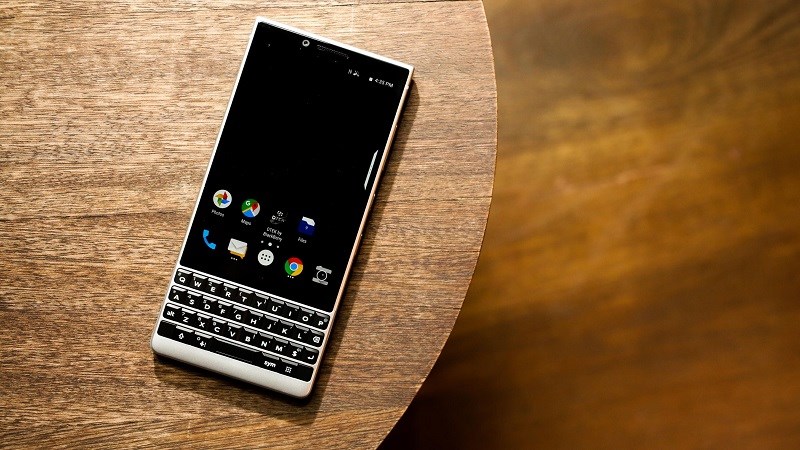 BlackBerry lần đầu đăng teaser xác nhận sắp ra mắt KEY2 LE