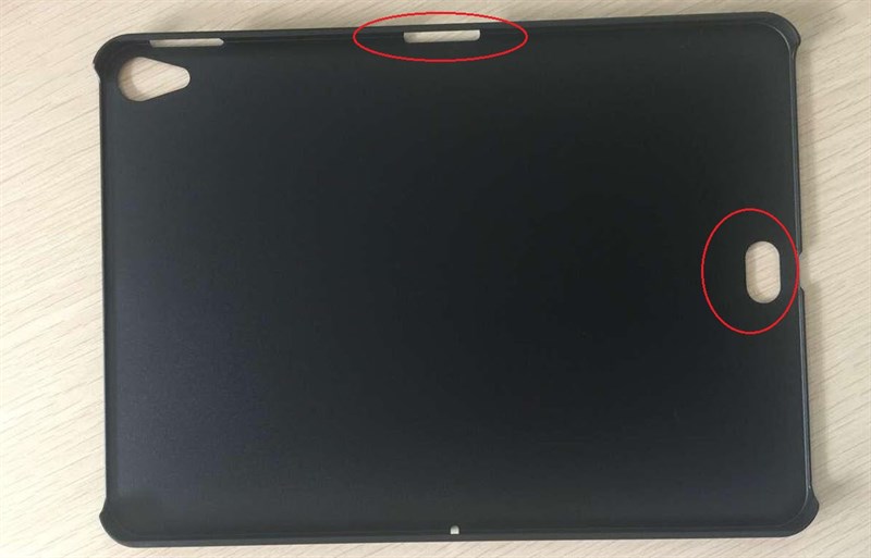 iPad Pro 2018 sẽ có 2 cổng Smart Connector, tăng thêm sự tiện lợi