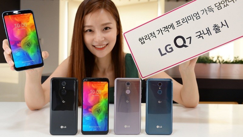 Hình ảnh LG Q7 ra mắt tại Hàn Quốc trước đó