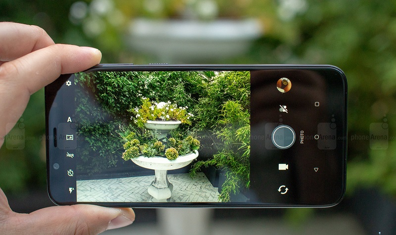 HTC U12 Life ra mắt: Thiết kế cao cấp với 2 tông màu, giá hấp dẫn