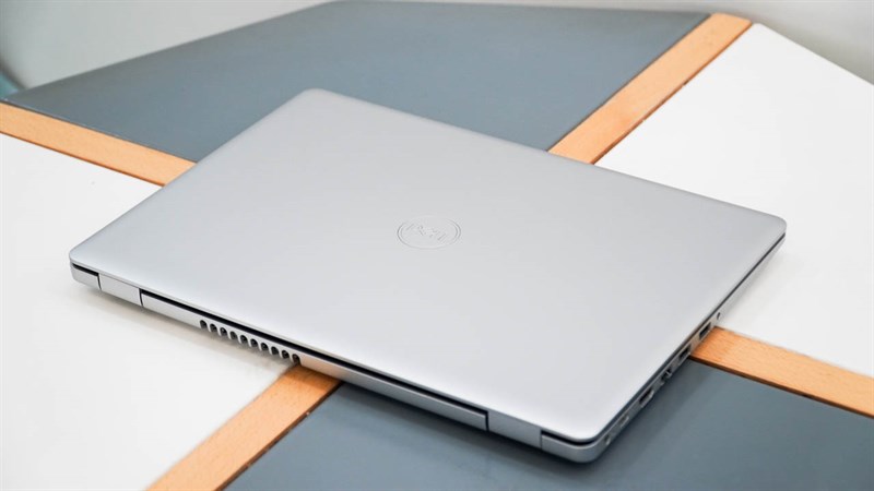 Laptop Dell Inspiron 15 3511 i7