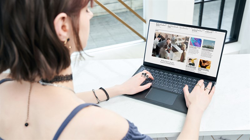 MSI Modern 14 B11MOU i3 xử lý tốt các tác vụ văn phòng, giải trí, cho khả năng đa nhiệm trơn tru