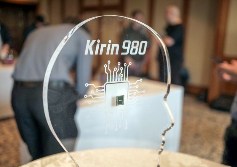 IFA 2018: Kirin 980 ra mắt, chip 7nm đầu tiên trên thế giới, nhanh hơn 37% IFA 2018: Kirin 980 ra mắt, chip 7nm đầu tiên trên thế giới, nhanh hơn 37%