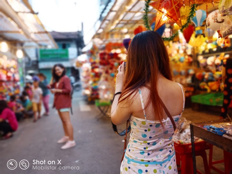 Ngẩn ngơ với Trung thu đầy màu sắc qua bộ ảnh được chụp từ Mobiistar X