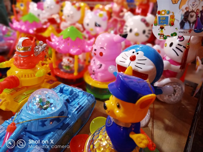 Ngẩn ngơ với Trung thu đầy màu sắc qua bộ ảnh được chụp từ Mobiistar X