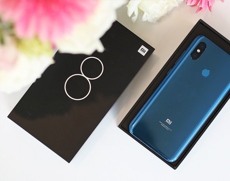 Xiaomi Mi 8 Xiaomi Mi 8