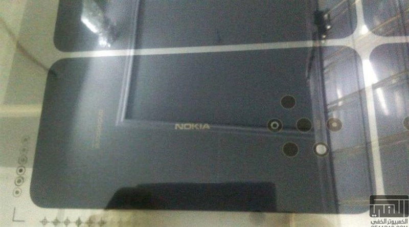 Nokia 9 với camera Penta-Lens lộ ảnh thực tế trên tay người dùng