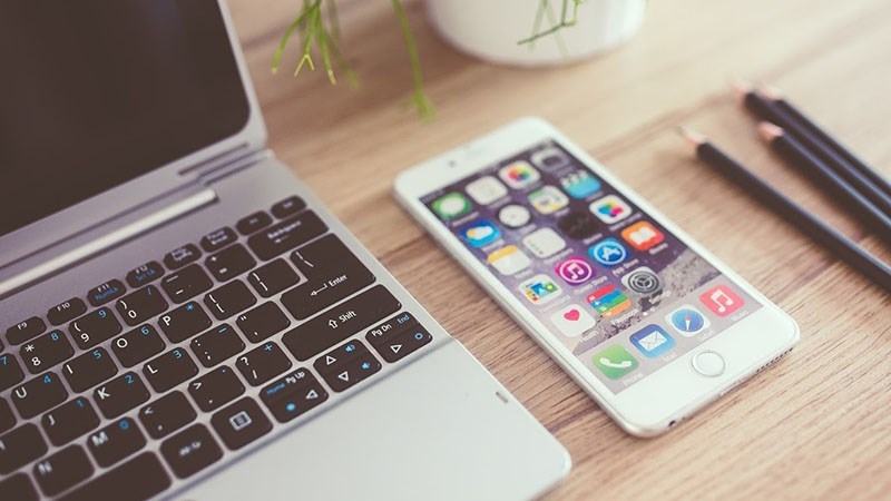 hình đại diện Mua Online iPhone, iPad, Apple Watch trong tháng 9 được giảm đến 4 triệu đồng