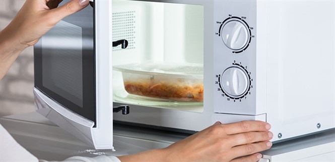 Thời gian lý tưởng hâm nóng thức ăn bằng lò vi sóng chuẩn nhất