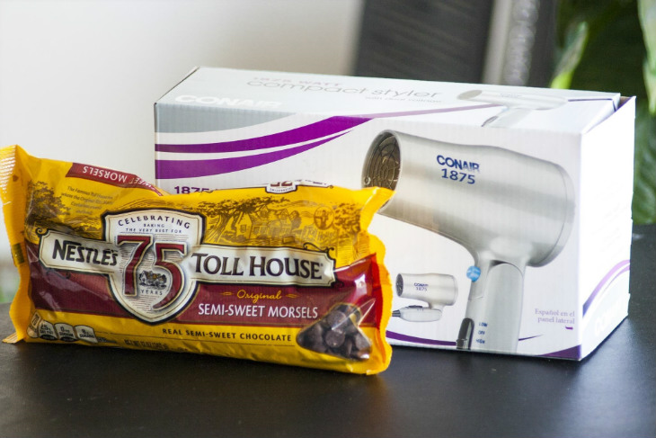 Socola v&agrave; m&aacute;y sấy t&oacute;c