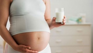 Mẹ bầu uống nhiều sữa tươi - nên hay không nên?