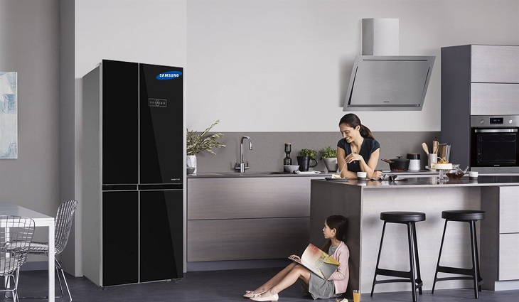 Thiết kế phẳng sang trọng của tủ lạnh Samsung