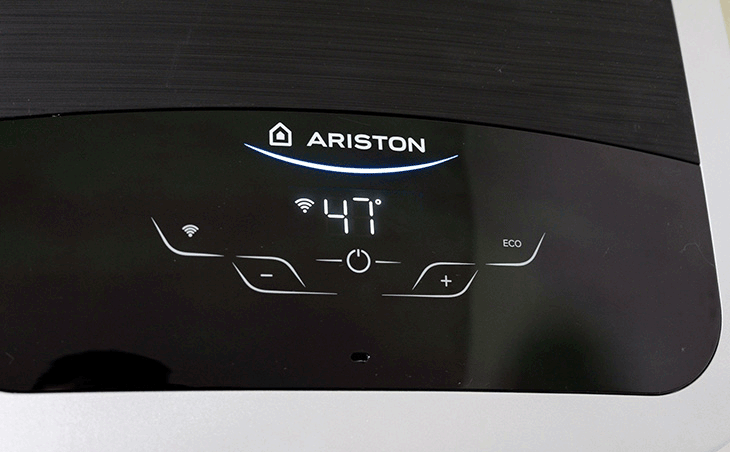 Máy tắm nước nóng Ariston Andris 2 có tốt không? Có nên mua không? > Máy nước nóng Ariston Andris 2 và những siêu tiện ích cho gia đình bạn