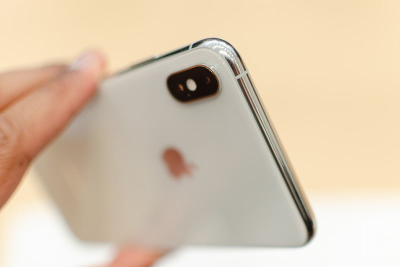Trên tay và đánh giá nhanh iPhone XS Max: Không thể tuyệt vời hơn