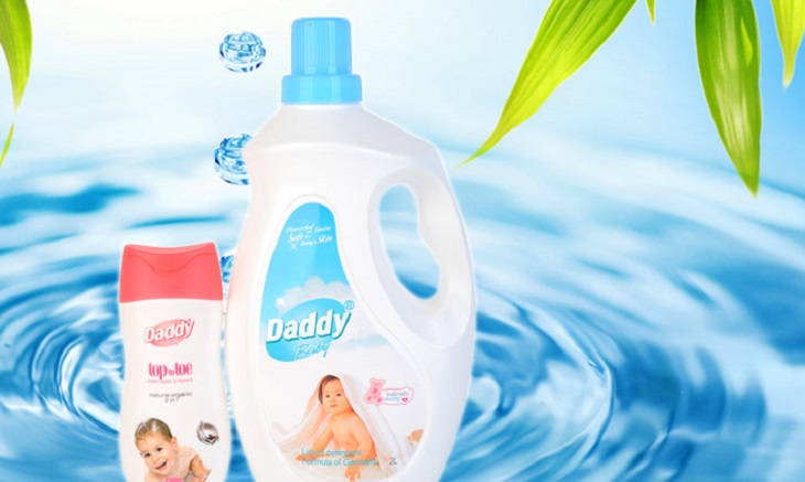 Nước giặt xả vải cho bé Daddy baby