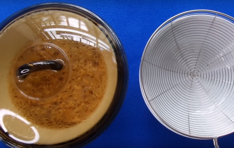 Trụng mì gói Trụng mì gói