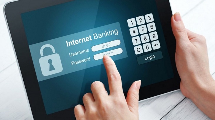 Từ máy tính hay điện thoại, khách hàng cần truy cập Website hoặc các công cụ như Internet Banking, Mobile Banking,... để thay đổi số điện thoại